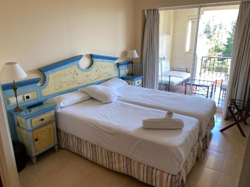 Apartamentos Guadalpin Boutique Μαρμπέλλα Εξωτερικό φωτογραφία